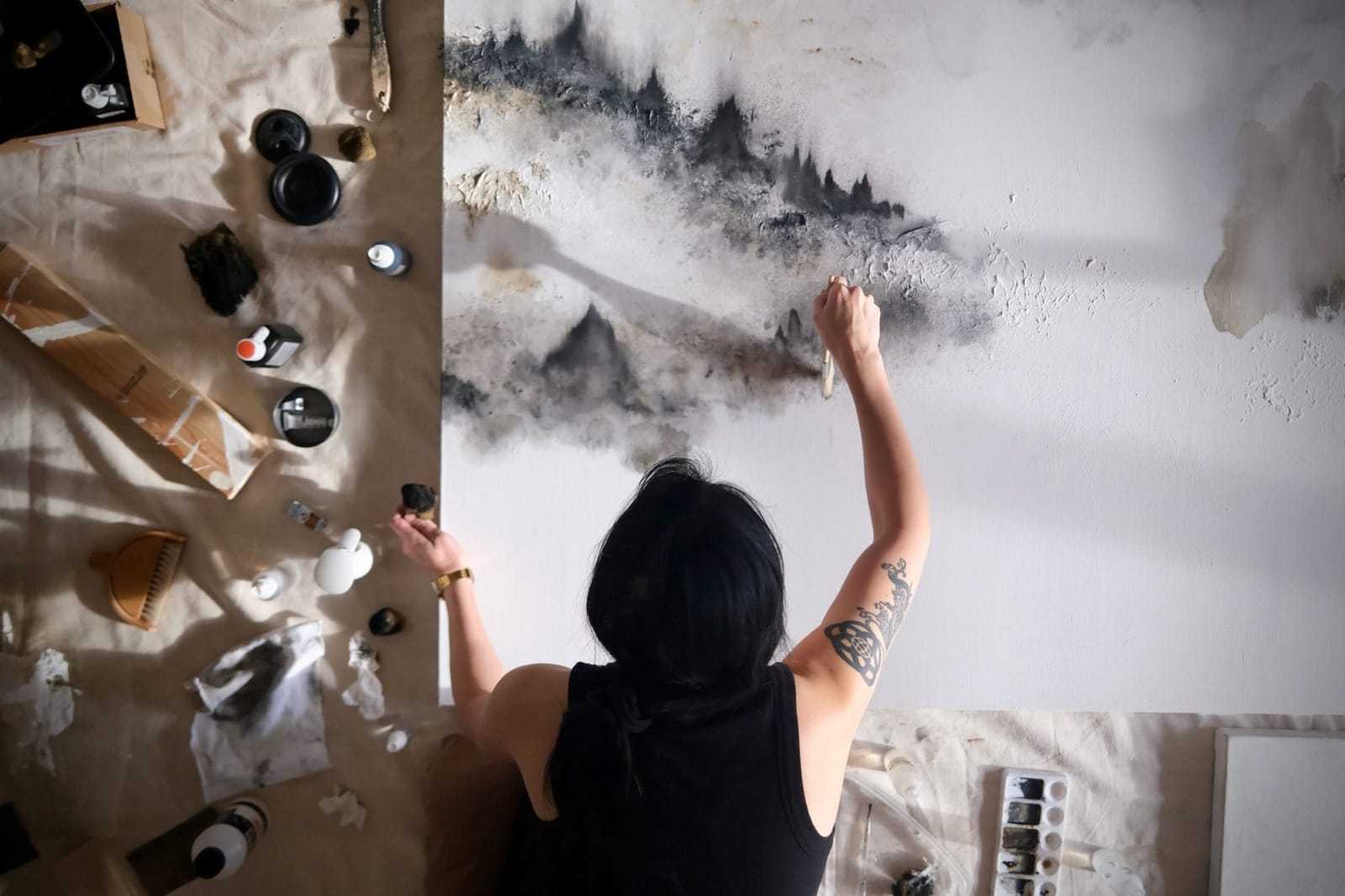 She Swirled Her Ink Across a Massive Canvas
